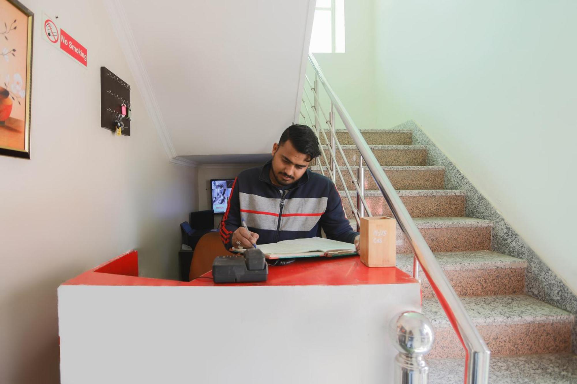 Hotel O Akki Residency Indirapuram Bagian luar foto